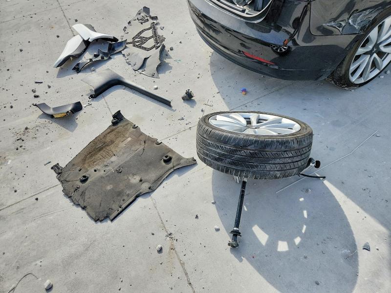 2018 Tesla Model 3 მანქანა იყიდება აუქციონზე, vin: 5YJ3E1EB7JF170776, აუქციონის ნომერი: 74136465
