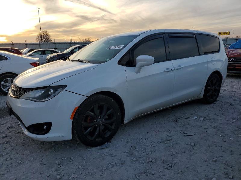 Продажа на аукционе авто 2019 Chrysler Pacifica, vin: 2C4RC1FG7KR720915, номер лота: 98725515