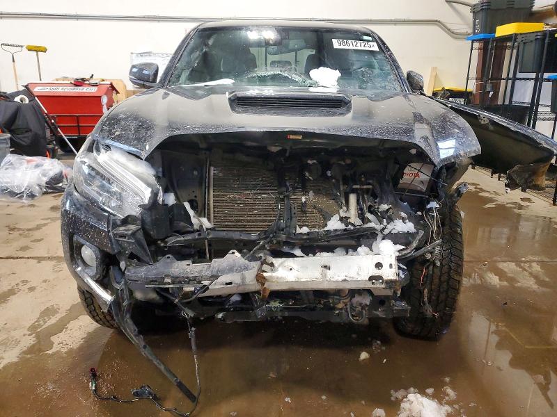 98612725 :رقم المزاد ، 5TFDZ5BN6MX062237 vin ، 2021 Toyota Tacoma مزاد بيع