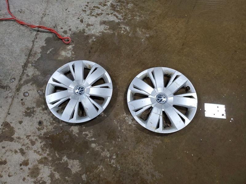 99317675 :رقم المزاد ، 3VW3A7AJ7FM245410 vin ، 2015 Volkswagen Jetta Tdi مزاد بيع