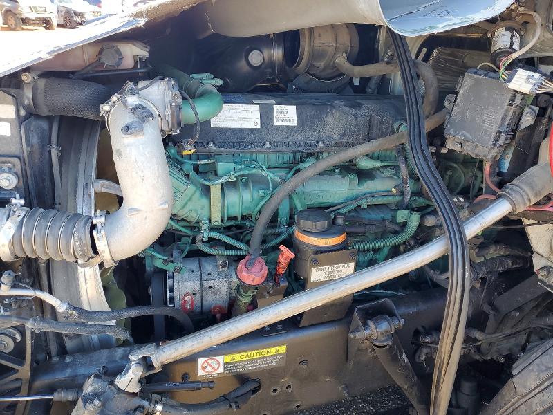 2023 Volvo Vnl მანქანა იყიდება აუქციონზე, vin: 4V4NC9EH8PN333080, აუქციონის ნომერი: 72140535
