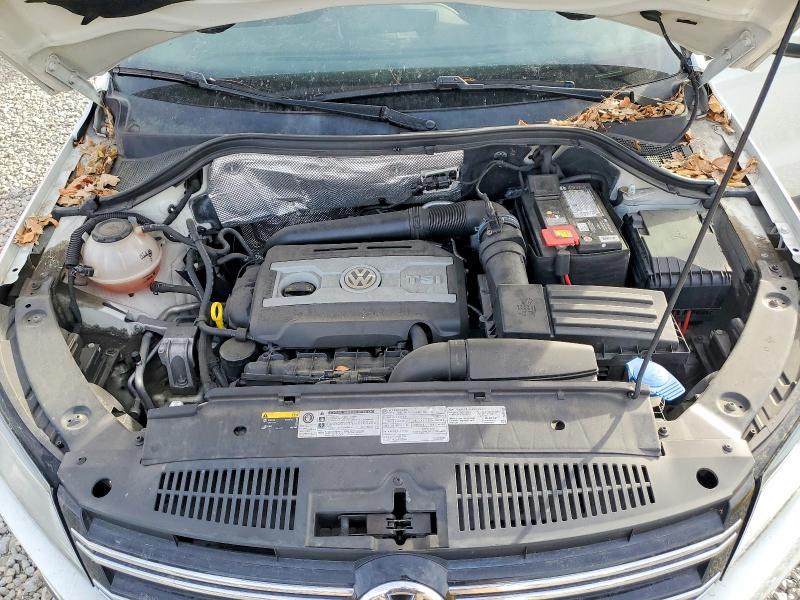 98932885 :رقم المزاد ، WVGAV7AXXHK049180 vin ، 2017 Volkswagen Tiguan S مزاد بيع