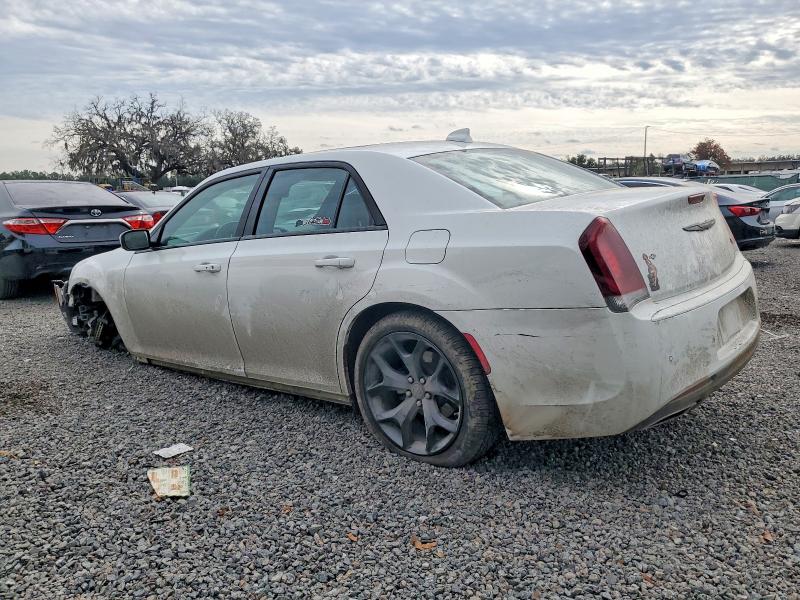 Продажа на аукционе авто 2022 Chrysler 300, vin: 2C3CCABG7NH187037, номер лота: 72205005