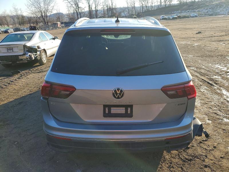 Продажа на аукционе авто 2022 Volkswagen Tiguan, vin: 3VV2B7AX8NM122666, номер лота: 72818385