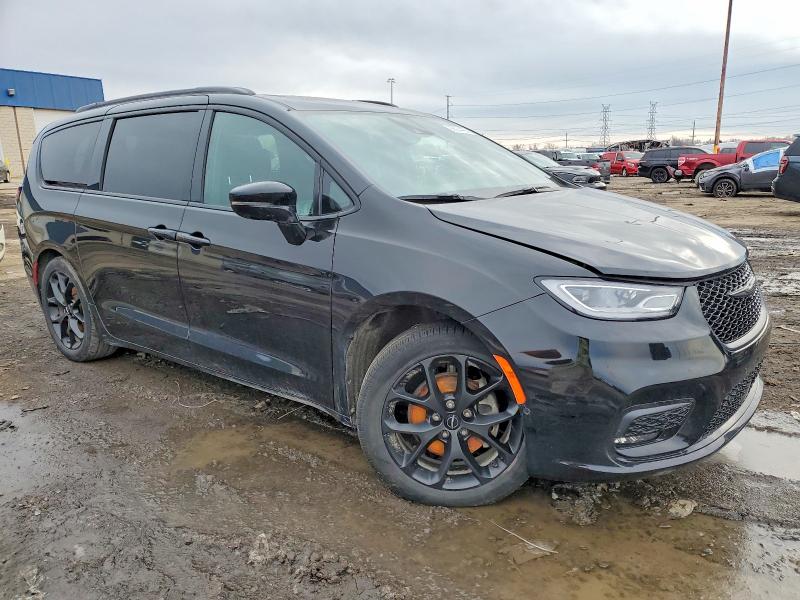 Продаж на аукціоні авто 2024 Chrysler Pacifica, vin: 2C4RC1BG2RR192099, номер лоту: 99024495