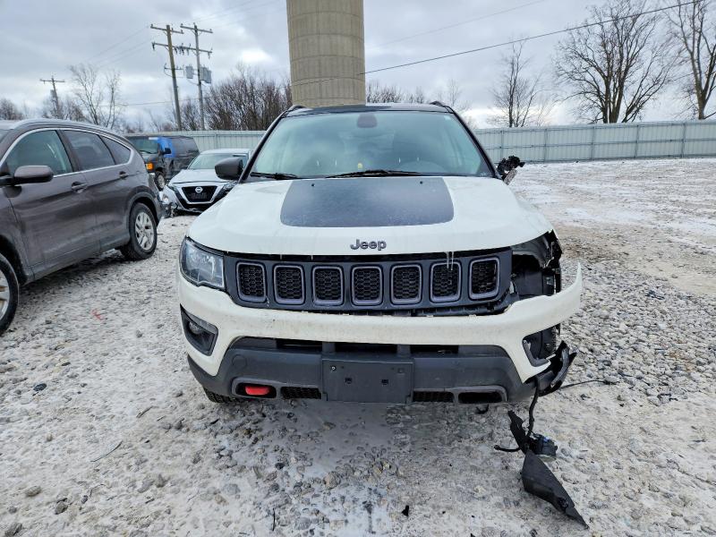 72705725 :رقم المزاد ، 3C4NJDDB7JT467216 vin ، 2018 Jeep Compass مزاد بيع