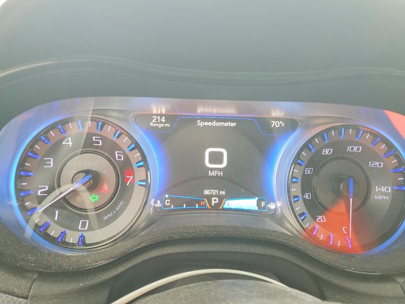 72847945 :رقم المزاد ، 2C3CCABG4FH786592 vin ، 2015 Chrysler 300 S مزاد بيع