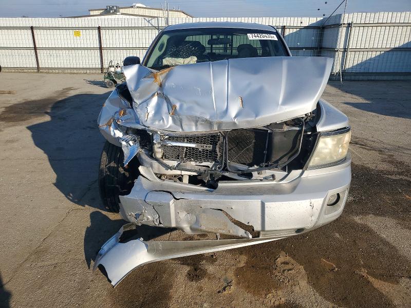 52891206 :رقم المزاد ، 1D7HE48KX8S524425 vin ، 2008 Dodge Dakota مزاد بيع