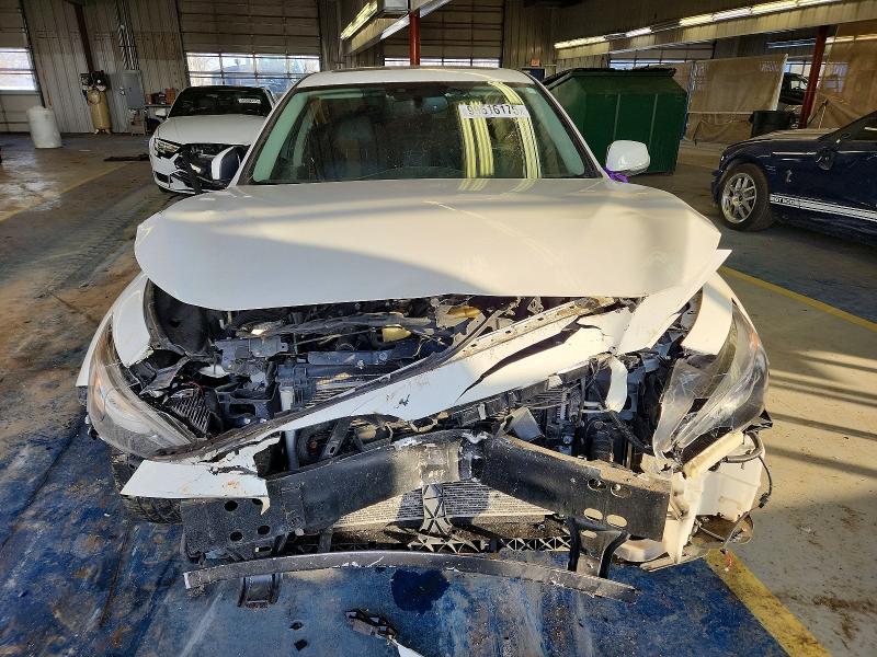 Продаж на аукціоні авто 2018 Infiniti Q50 Luxe, vin: JN1EV7AR7JM445197, номер лоту: 99516175