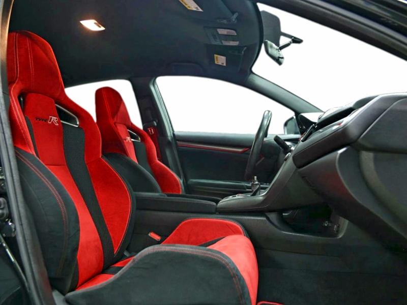 74049915 :رقم المزاد ، SHHFK8G7XKU205754 vin ، 2019 Honda Civic Type مزاد بيع