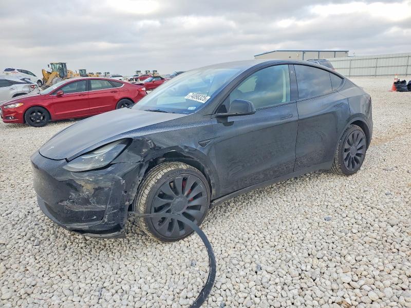 Продажа на аукционе авто 2022 Tesla Model Y, vin: 7SAYGDEFXNF555259, номер лота: 74098325