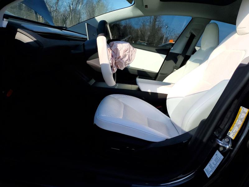 Продажа на аукционе авто 2025 Tesla Model 3, vin: 5YJ3E1EA9SF051510, номер лота: 99579745