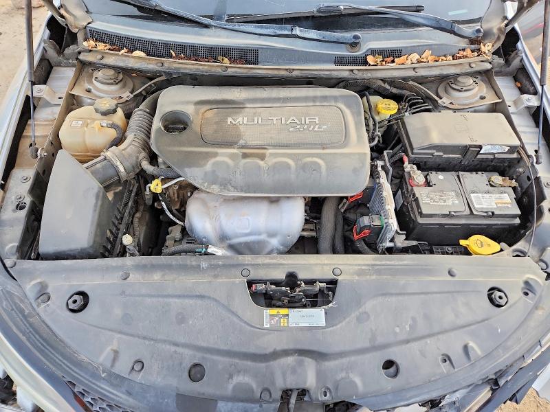 2015 Chrysler 200 მანქანა იყიდება აუქციონზე, vin: 1C3CCCBB3FN561801, აუქციონის ნომერი: 72690805