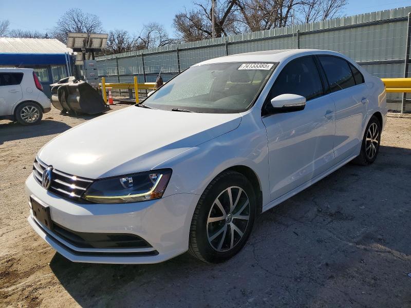 74133385 :رقم المزاد ، 3VWDB7AJXHM338619 vin ، 2017 Volkswagen Jetta مزاد بيع