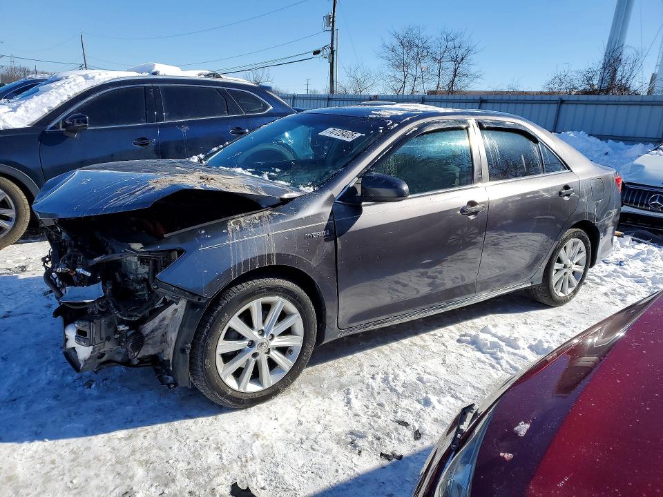 74728405 :رقم المزاد ، 4T1BD1FK6DU088493 vin ، 2013 Toyota Camry مزاد بيع