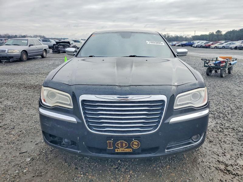2011 Chrysler 300 მანქანა იყიდება აუქციონზე, vin: 2C3CA5CG5BH500819, აუქციონის ნომერი: 74693895