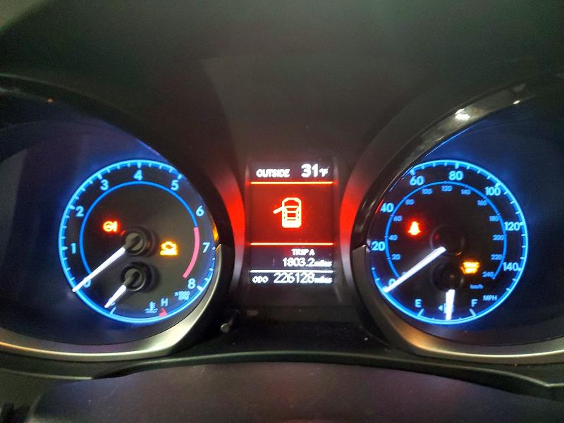 2015 Toyota Corolla მანქანა იყიდება აუქციონზე, vin: 2T1BURHE7FC352783, აუქციონის ნომერი: 73155455