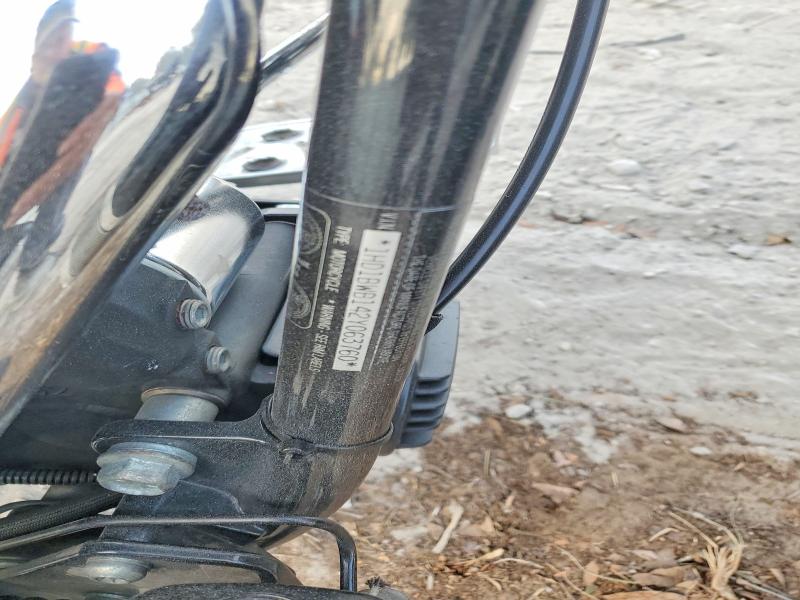 98580635 :رقم المزاد ، 1HD1BWB142Y063760 vin ، 2002 Harley-davidson Flstci مزاد بيع