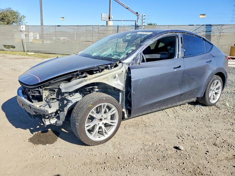 72252855 :رقم المزاد ، 7SAYGDED9PF965648 vin ، 2023 Tesla Model Y مزاد بيع