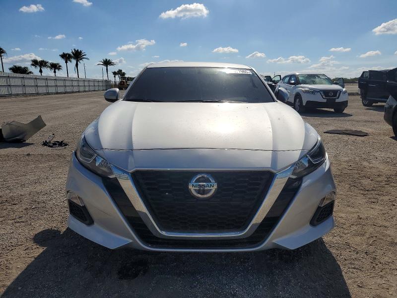 97677985 :رقم المزاد ، 1N4BL4BV8LC168087 vin ، 2020 Nissan Altima S مزاد بيع