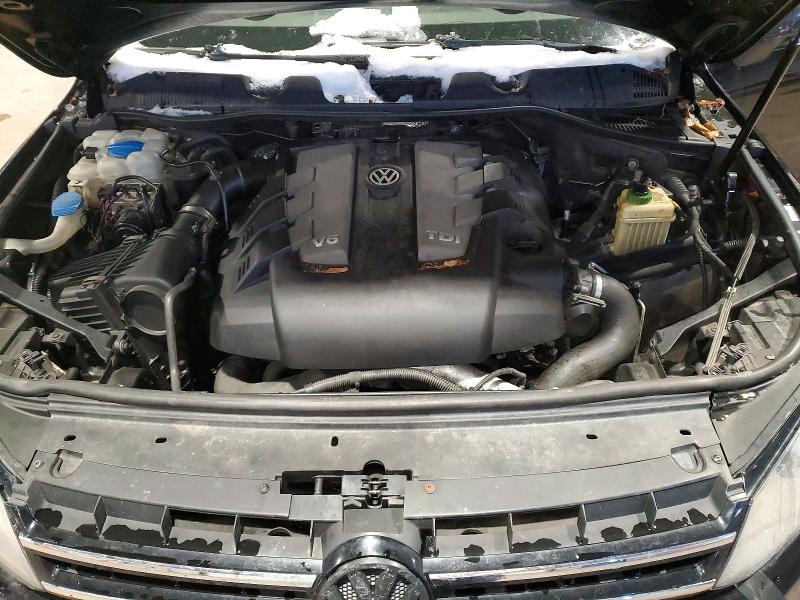 98557845 :رقم المزاد ، WVGEP9BP5DD010713 vin ، 2013 Volkswagen Touareg V6 مزاد بيع