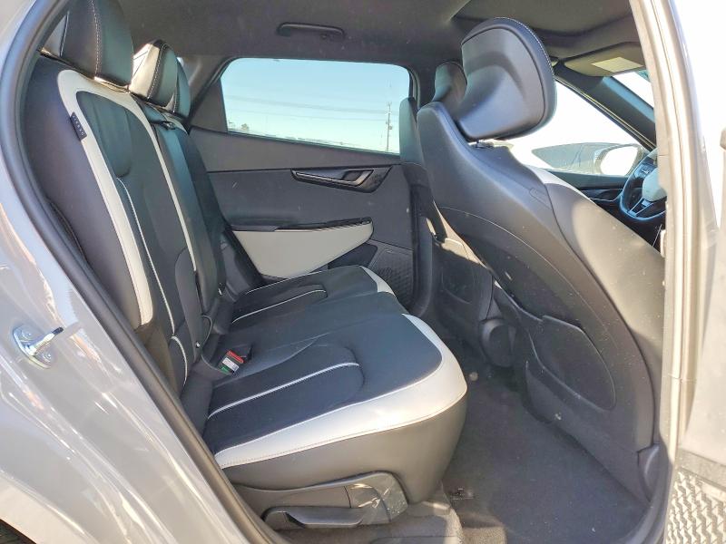 2025 Kia Ev6 მანქანა იყიდება აუქციონზე, vin: 5XYC44JA7SG010151, აუქციონის ნომერი: 99523355