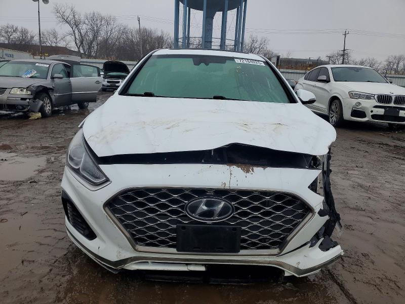 72184025 :رقم المزاد ، 5NPE34AF9KH770131 vin ، 2019 Hyundai Sonata مزاد بيع