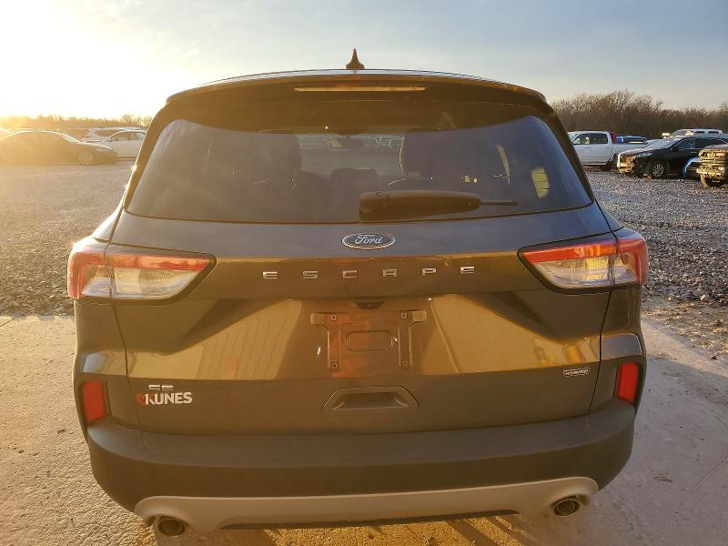 Продажа на аукционе авто 2020 Ford Escape, vin: 1FMCU0BZ2LUB13695, номер лота: 72561925