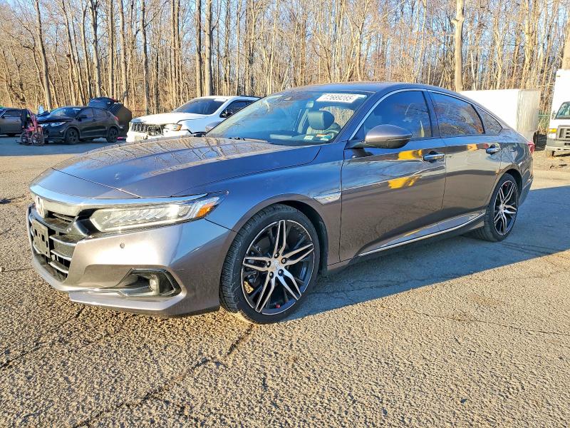 72689285 :رقم المزاد ، 1HGCV2F92NA005560 vin ، 2022 Honda Accord مزاد بيع