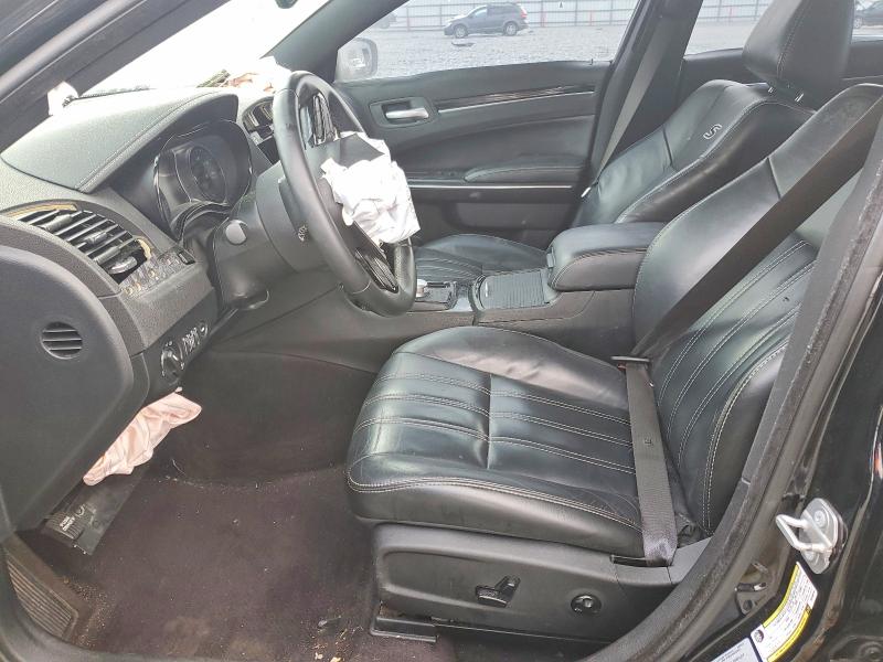 99499315 :رقم المزاد ، 2C3CCABG5HH588154 vin ، 2017 Chrysler 300 مزاد بيع