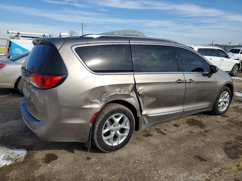 2017 Chrysler Pacifica მანქანა იყიდება აუქციონზე, vin: 2C4RC1EG5HR796787, აუქციონის ნომერი: 73553485