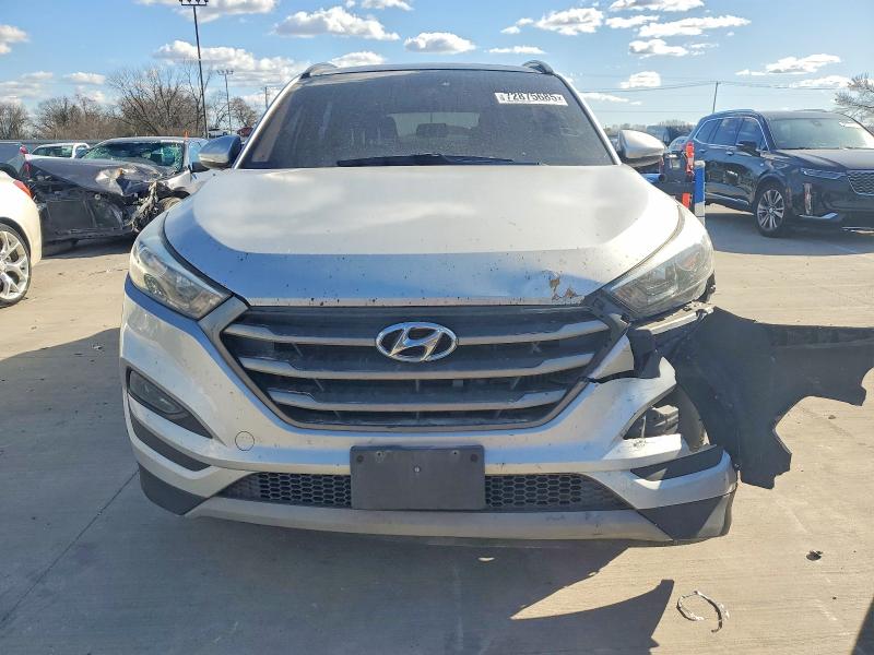 Продаж на аукціоні авто 2018 Hyundai Tucson, vin: KM8J33A28JU804176, номер лоту: 72875685