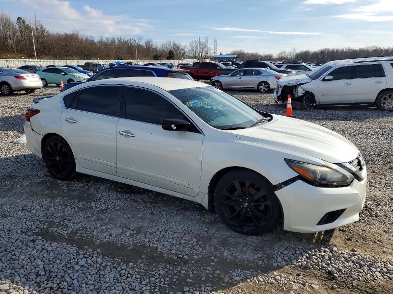 Продаж на аукціоні авто 2017 Nissan Altima, vin: 1N4AL3AP2HC245729, номер лоту: 74115335
