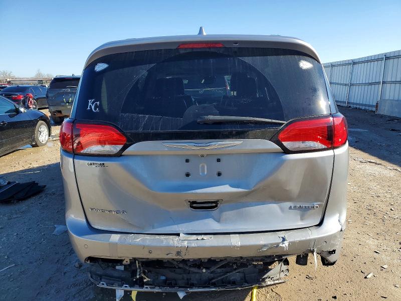 Продаж на аукціоні авто 2018 Chrysler Pacifica, vin: 2C4RC1GG1JR103572, номер лоту: 72161955