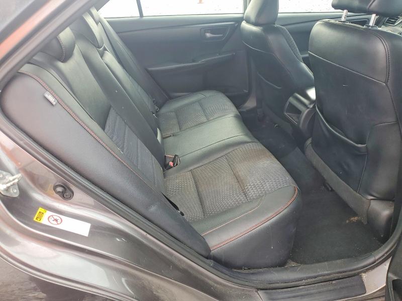 72748835 :رقم المزاد ، 4T1BF1FK8FU063494 vin ، 2015 Toyota Camry مزاد بيع