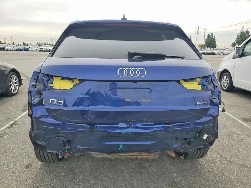 2022 Audi Q3 მანქანა იყიდება აუქციონზე, vin: WA1EECF36N1111299, აუქციონის ნომერი: 74283035