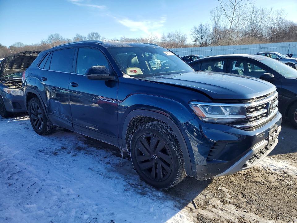 74911215 :رقم المزاد ، 1V2KE2CA5NC210740 vin ، 2022 Volkswagen Atlas Cross Sport Se مزاد بيع