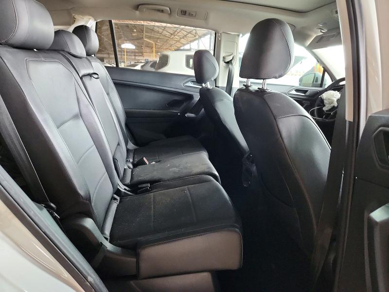 99943985 :رقم المزاد ، 3VV3B7AX0LM107919 vin ، 2020 Volkswagen Tiguan مزاد بيع