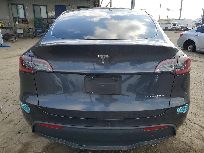 74670845 :رقم المزاد ، 7SAYGAEE1SF302445 vin ، 2025 Tesla Model Y مزاد بيع