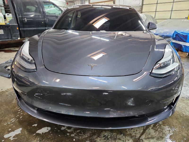 Продажа на аукционе авто 2018 Tesla Model 3, vin: 5YJ3E1EB4JF128548, номер лота: 73821055