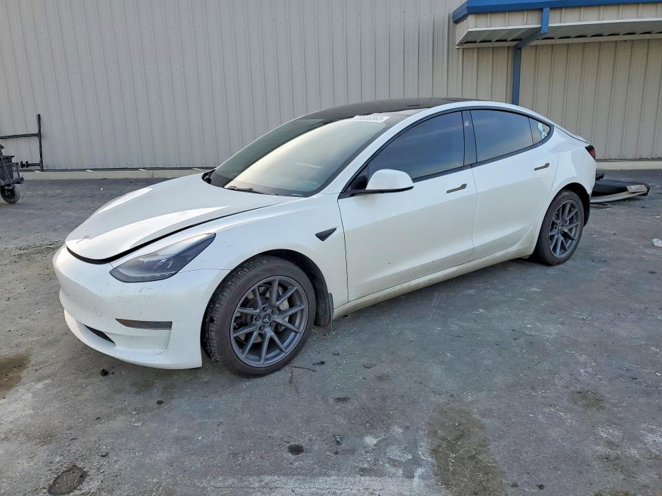 Продажа на аукционе авто 2023 Tesla Model 3, vin: 5YJ3E1EA4PF593394, номер лота: 73606565