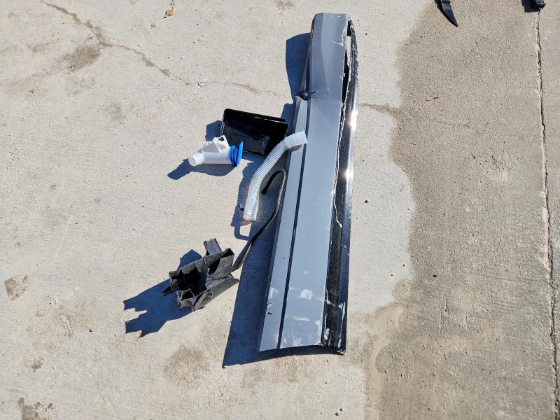 75157835 :رقم المزاد ، WA13UBFZ8RP060030 vin ، 2024 Audi Q4 E-tron مزاد بيع