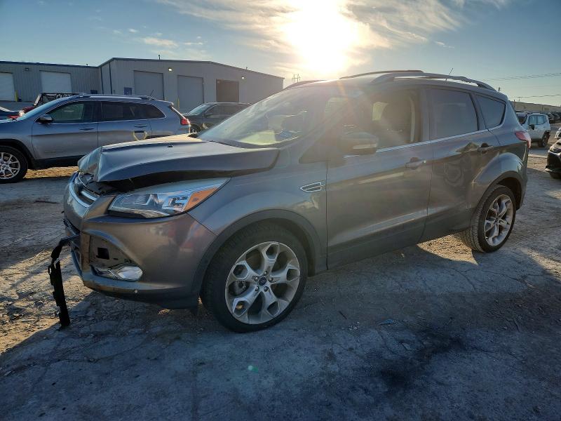 98466675 :رقم المزاد ، 1FMCU0J90EUE25972 vin ، 2014 Ford Escape مزاد بيع
