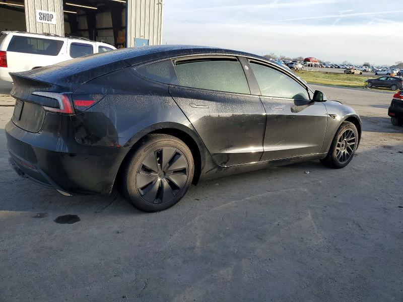 Auction sale of the 2025 Tesla Model 3, vin: 5YJ3E1EAXSF018371, lot number: 74646215