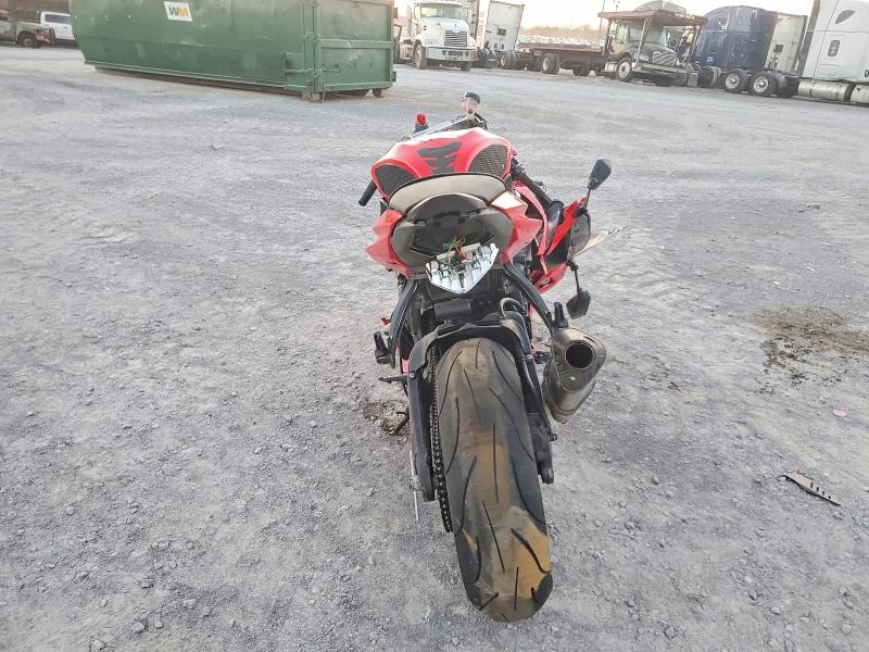 99133445 :رقم المزاد ، JKAZX4R11AA019121 vin ، 2010 Kawasaki Zx600 مزاد بيع