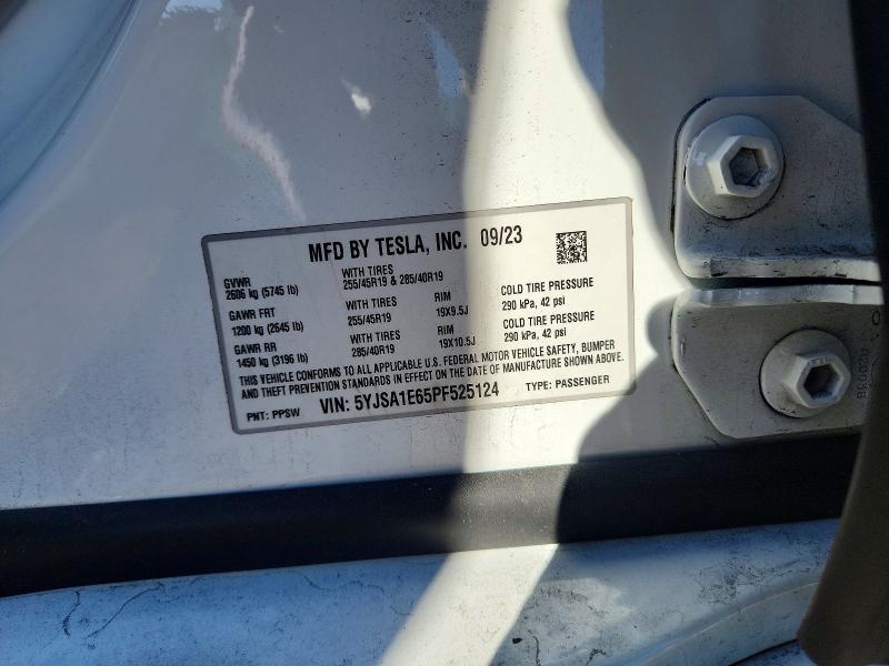 Продажа на аукционе авто 2023 Tesla Model S, vin: 5YJSA1E65PF525124, номер лота: 74683345