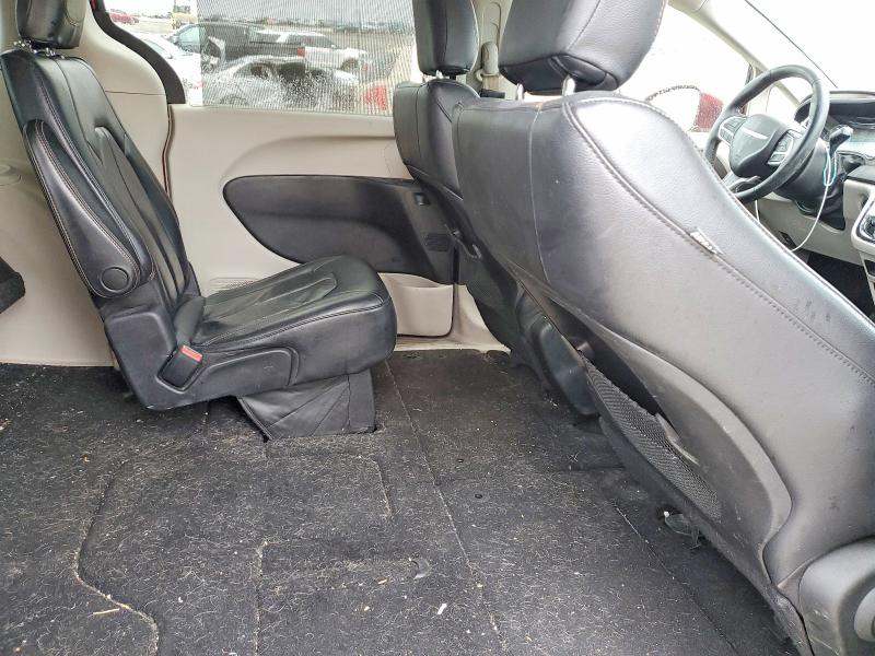 73395675 :رقم المزاد ، 2C4RC1BG9KR650968 vin ، 2019 Chrysler Pacifica مزاد بيع