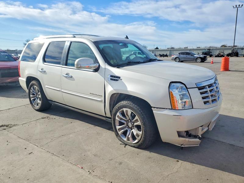 Aukcja sprzedaży 2010 Cadillac Escalade, vin: 1GYUCCEF8AR286548, numer aukcji: 72403455