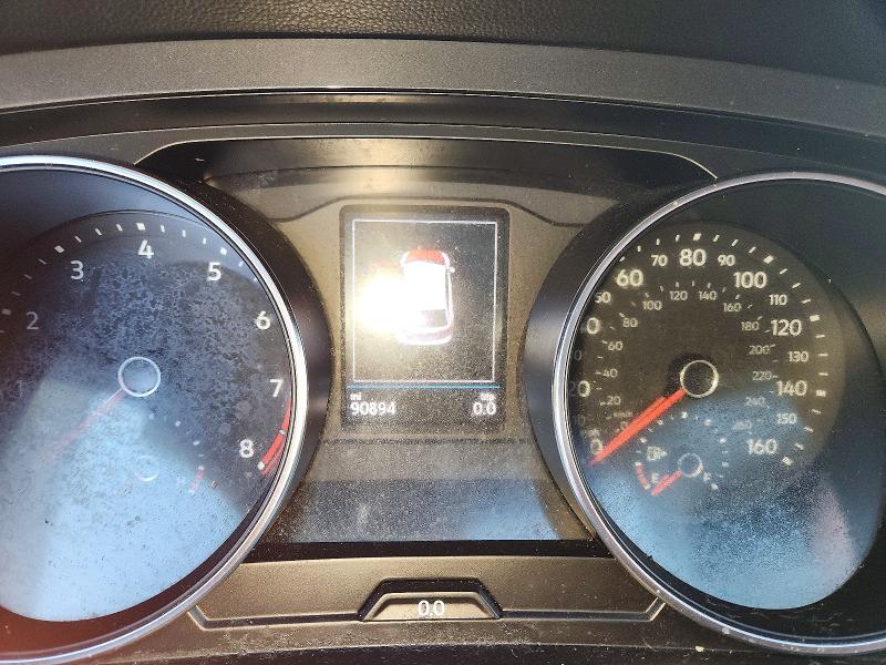 74576405 :رقم المزاد ، 3VV1B7AX2JM116240 vin ، 2018 Volkswagen Tiguan مزاد بيع