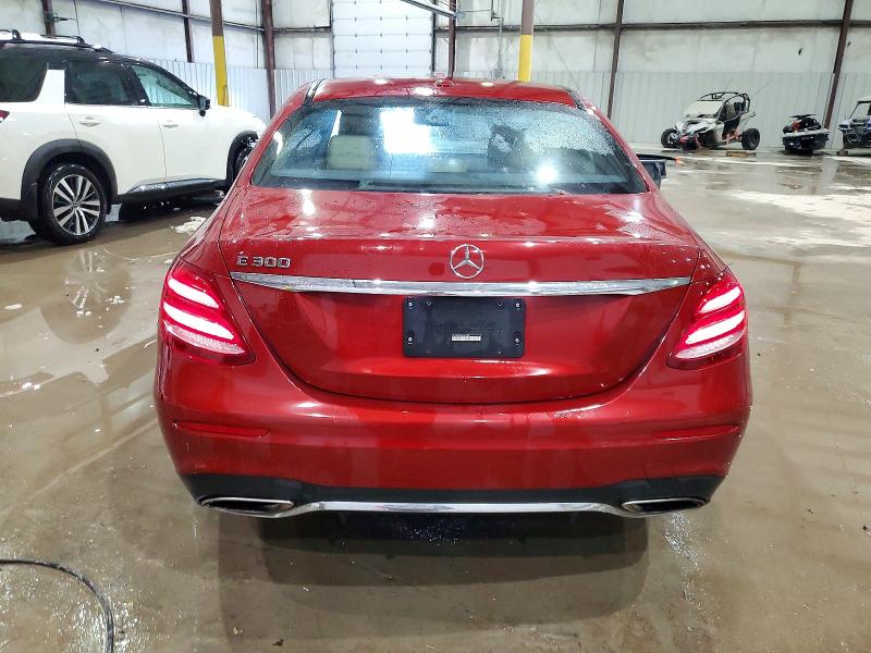 74765365 :رقم المزاد ، WDDZF4JB0HA196739 vin ، 2017 Mercedes-benz E مزاد بيع